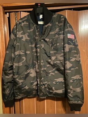 Gap Limited Edition Reversible Camo Bomber Jacket With Alaska & US Flag Size L